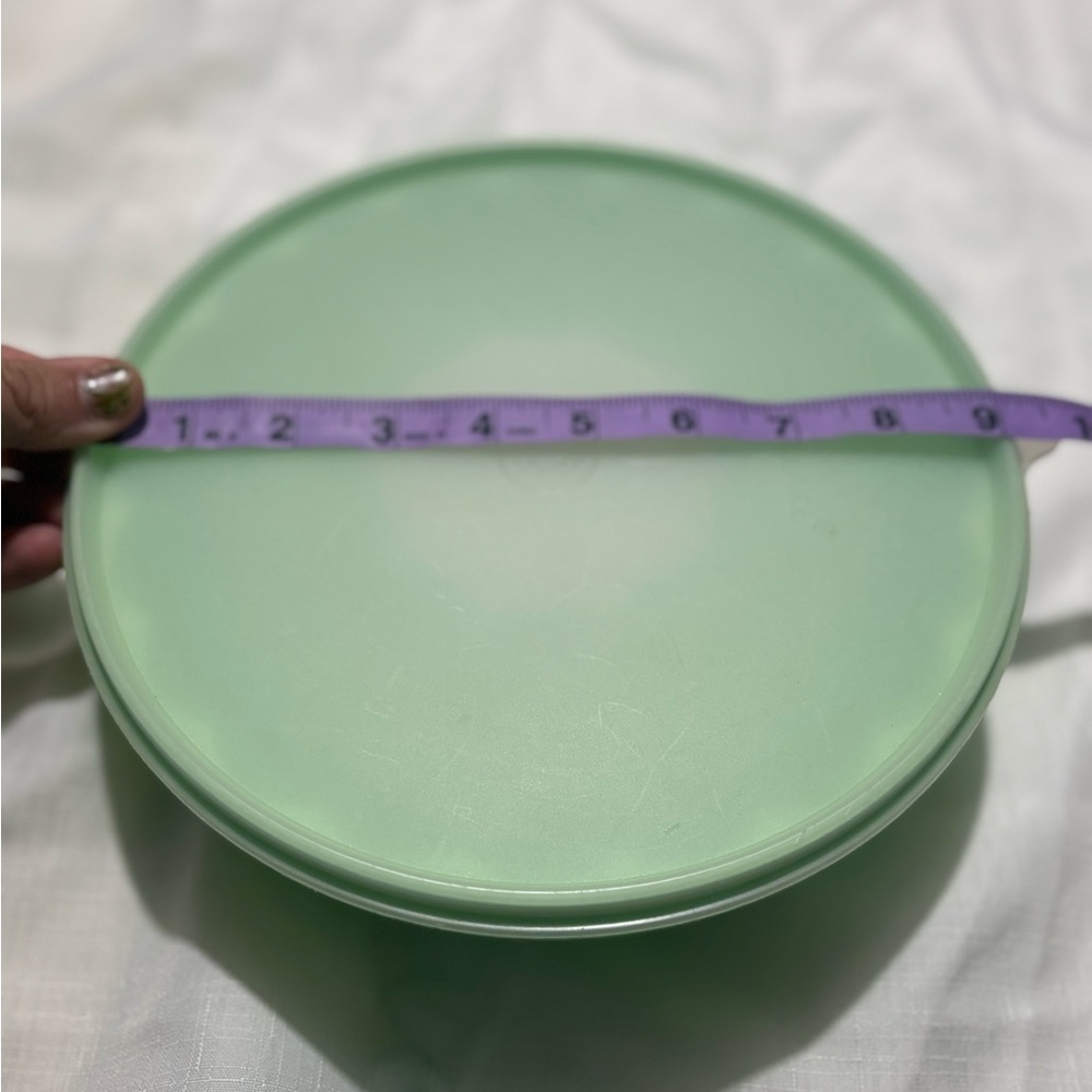 Vintage Green Tupperware Storage Container - Picture 7 of 8